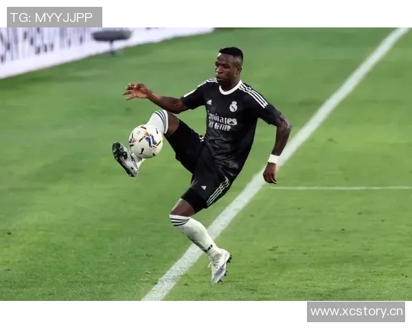 皇马11月最佳球员候选名单揭晓姆巴佩库尔图瓦维尼修斯争夺荣誉