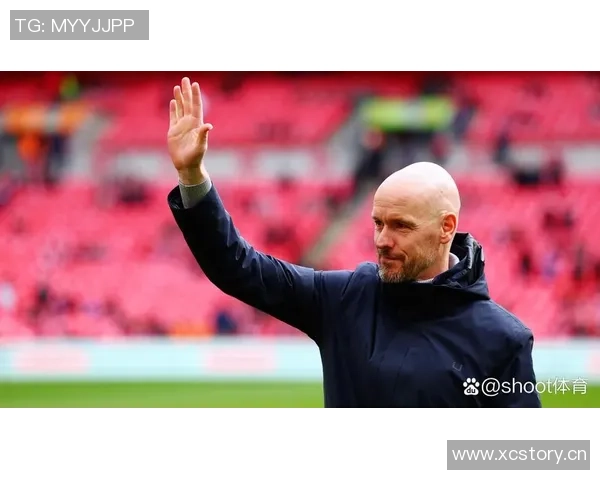 滕哈赫谈重返教练席的可能性需满足俱乐部高标准条件 滕哈赫谈重返教练席的可能性需满足俱乐部高标准条件