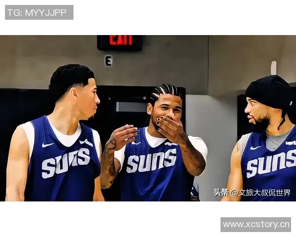 布克赞杰伦格林潜力无限称其进攻风格极具侵略性 布克赞杰伦格林潜力无限称其进攻风格极具侵略性